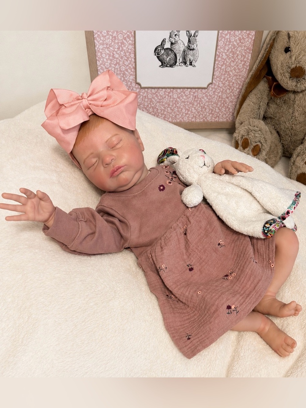 Lovely Laura replica Looking for Forever Home
